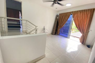 (GATED GUARDED) Corner Lot 2 Storey Terrace Setia Indah Setia Alam, Selangor