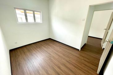 (RENOVATED) 2 Storey Terrace House Taman Asa Jaya, Kajang