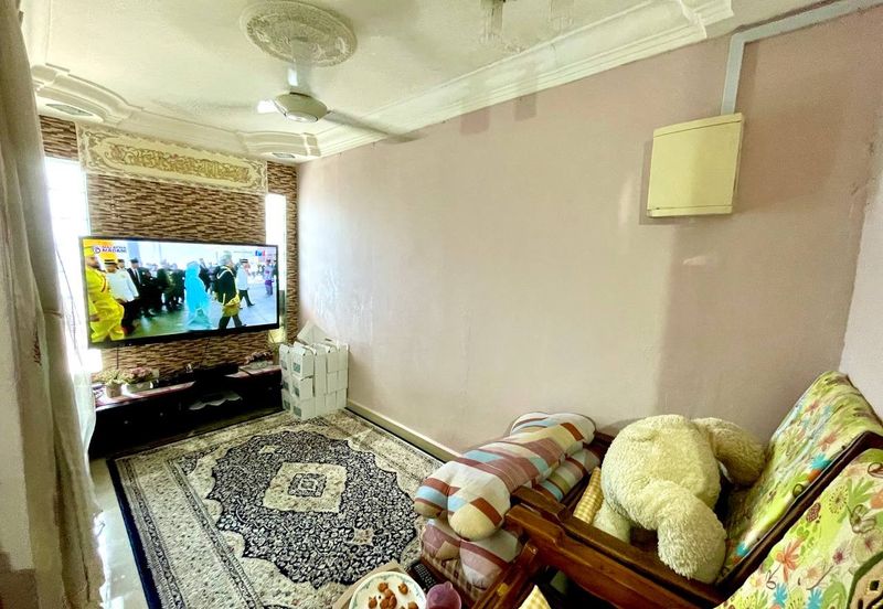 ( FULLY EXTENDED) Intermediate 2 Storey Taman Kantan Permai, Kajang