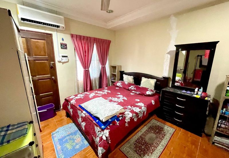 ( FULLY EXTENDED) Intermediate 2 Storey Taman Kantan Permai, Kajang