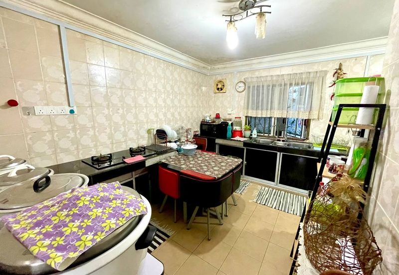 ( FULLY EXTENDED) Intermediate 2 Storey Taman Kantan Permai, Kajang