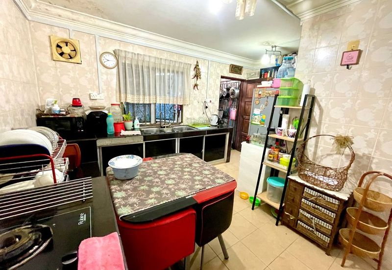 ( FULLY EXTENDED) Intermediate 2 Storey Taman Kantan Permai, Kajang