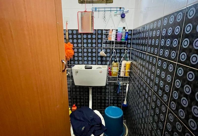 ( FULLY EXTENDED) Intermediate 2 Storey Taman Kantan Permai, Kajang