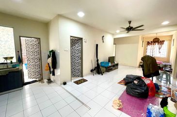 (GATED GUARDED) Radius Residence, Selayang Heights (Condominium)