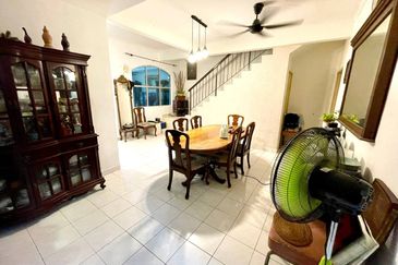 (GATED GUARDED)(FACING PLAYGROUND) Semi-D 2.5 Storey Cluster House, Ascot Hill Residences, Bukit Rahman Putra, Sungai Buloh