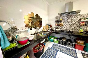 (GATED GUARDED)(FACING PLAYGROUND) Semi-D 2.5 Storey Cluster House, Ascot Hill Residences, Bukit Rahman Putra, Sungai Buloh