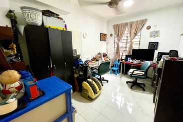 (GATED GUARDED)(FACING PLAYGROUND) Semi-D 2.5 Storey Cluster House, Ascot Hill Residences, Bukit Rahman Putra, Sungai Buloh