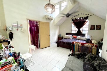 (GATED GUARDED)(FACING PLAYGROUND) Semi-D 2.5 Storey Cluster House, Ascot Hill Residences, Bukit Rahman Putra, Sungai Buloh