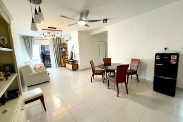 (FREEHOLD)(GATED GUARDED) D’Cerrum @ Pangsapuri Serumpun, Setia Ecohill Semenyih