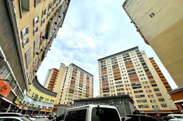 (GATED GUARDED) Residensi Bistaria Ukay Perdana, Ampang 