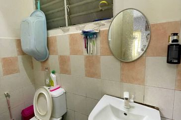 (GATED GUARDED) Residensi Bistaria Ukay Perdana, Ampang 