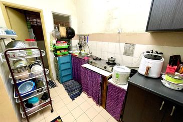 (GATED GUARDED) Residensi Bistaria Ukay Perdana, Ampang 