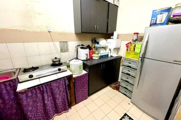 (GATED GUARDED) Residensi Bistaria Ukay Perdana, Ampang 