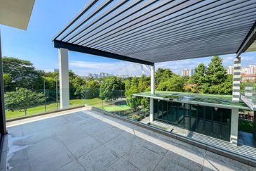 (LUXURY MODERN DESIGNED) 3 Storey Bungalow Presint 8, Putrajaya