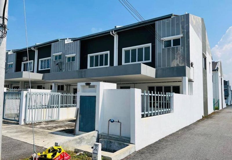 (ENDLOT) 2 Storey Terrace Laman Haris, Puncak Alam 