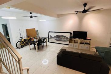 (ENDLOT) 2 Storey Terrace Laman Haris, Puncak Alam 