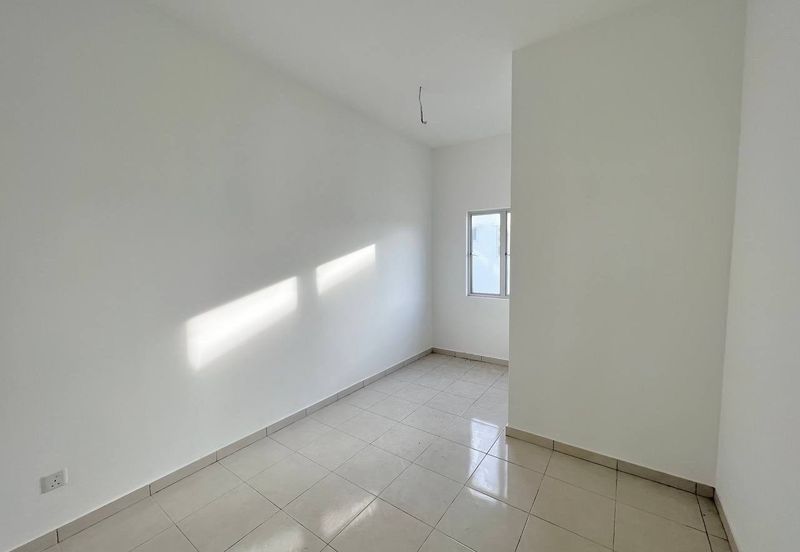 (ENDLOT) 2 Storey Terrace Laman Haris, Puncak Alam 