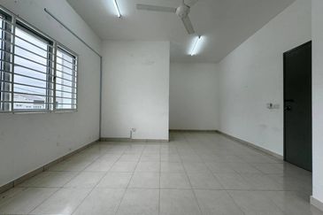 (ENDLOT) 2 Storey Terrace Laman Haris, Puncak Alam 