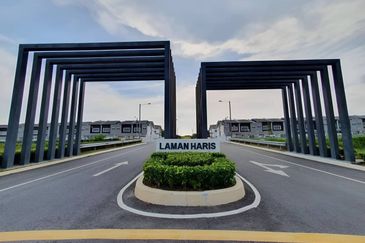 (ENDLOT) 2 Storey Terrace Laman Haris, Puncak Alam 