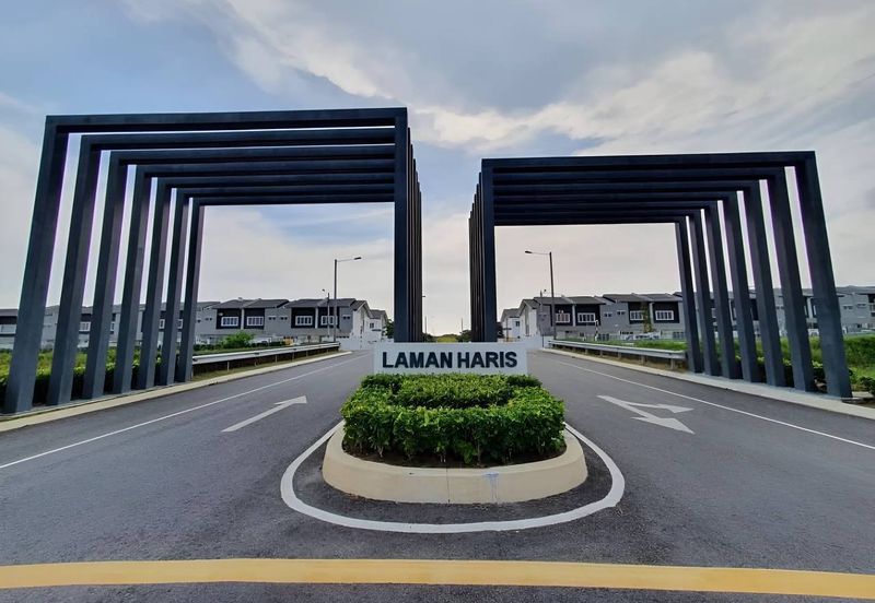 (ENDLOT) 2 Storey Terrace Laman Haris, Puncak Alam 