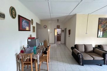 (FREEHOLD) Jasmine Court Apartment, Jalan Bandar Puchong Jaya 