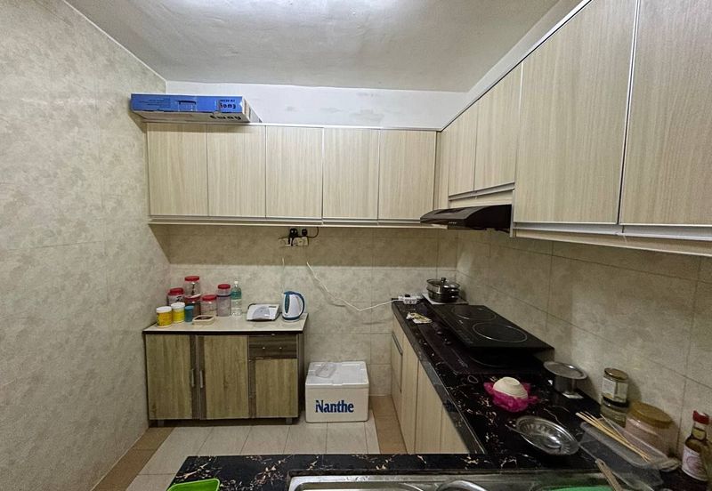 (FREEHOLD) Jasmine Court Apartment, Jalan Bandar Puchong Jaya 