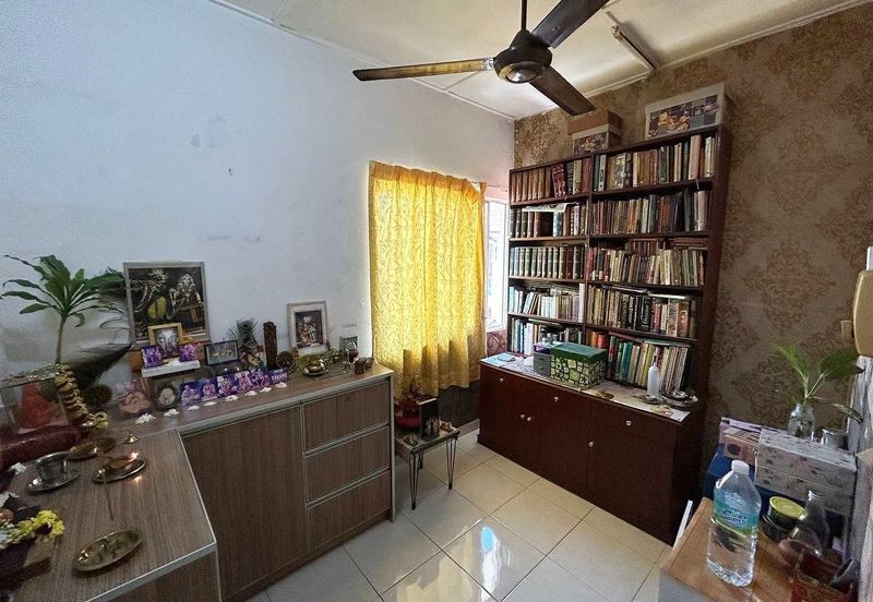 (FREEHOLD) Jasmine Court Apartment, Jalan Bandar Puchong Jaya 