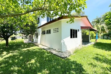 (BUMI LOT) 2 Storey Bungalow Seksyen 6, Shah Alam