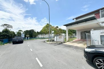 (CORNER LOT) 2 Storey Terrace Taman Kayangan, Mantin, N. Sembilan