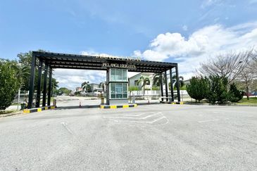 (CORNER LOT) 2 Storey Terrace Taman Kayangan, Mantin, N. Sembilan