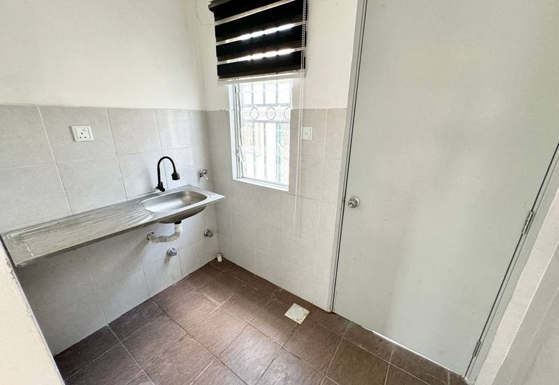 (CORNER LOT) 2 Storey Terrace Taman Kayangan, Mantin, N. Sembilan