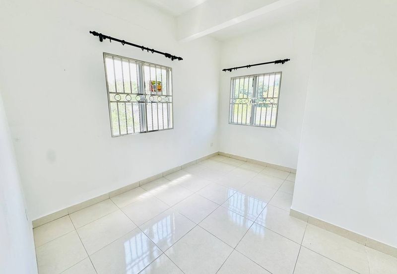 (CORNER LOT) 2 Storey Terrace Taman Kayangan, Mantin, N. Sembilan