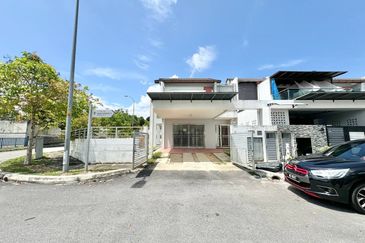 (CORNER LOT) 2 Storey Terrace Taman Kayangan, Mantin, N. Sembilan