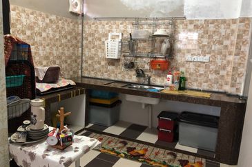 (END LOT) 2 Storey Cluster House Taman Impian Indah Pontian, Johor