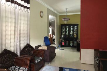 (END LOT) 2 Storey Cluster House Taman Impian Indah Pontian, Johor