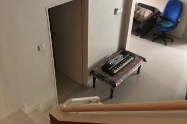 (END LOT) 2 Storey Cluster House Taman Impian Indah Pontian, Johor