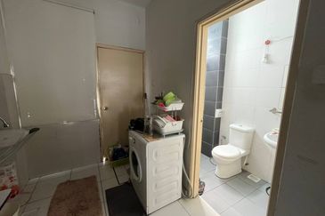 (GATED GUARDED) 2 & Half Storey Terrace House Bandar Seri Alam, Masai