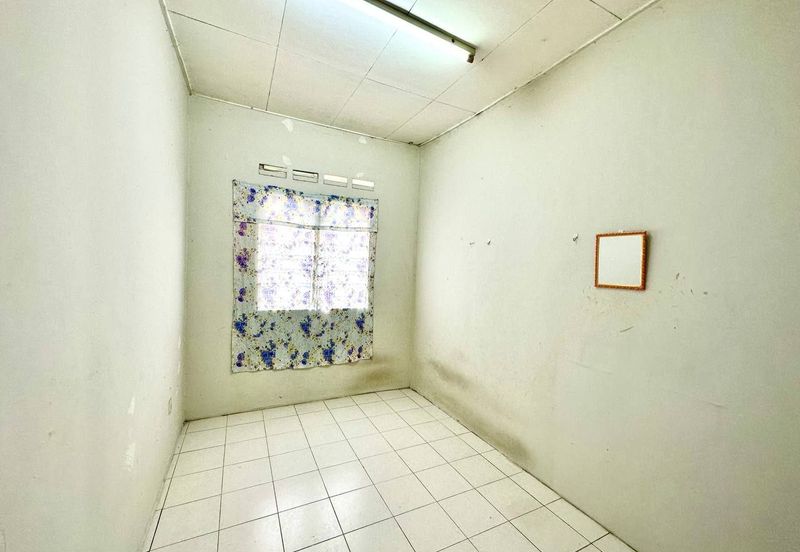 (EXTENDED) 2 Storey Terrace Jalan Kijang Taman Scientex 81700 Pasir Gudang, Johor