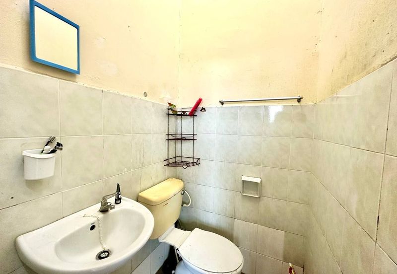 (EXTENDED) 2 Storey Terrace Jalan Kijang Taman Scientex 81700 Pasir Gudang, Johor