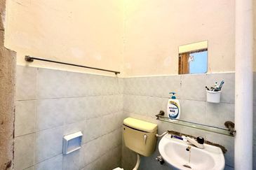 (EXTENDED) 2 Storey Terrace Jalan Kijang Taman Scientex 81700 Pasir Gudang, Johor