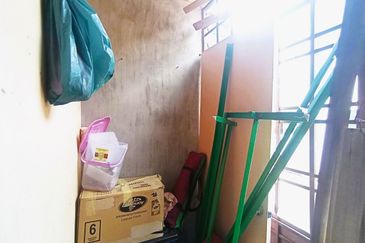 (RENOVATED) Intermediate 2 Storey Taman Kota Masai, Pasir Gudang