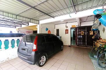 (RENOVATED) Intermediate 2 Storey Taman Kota Masai, Pasir Gudang