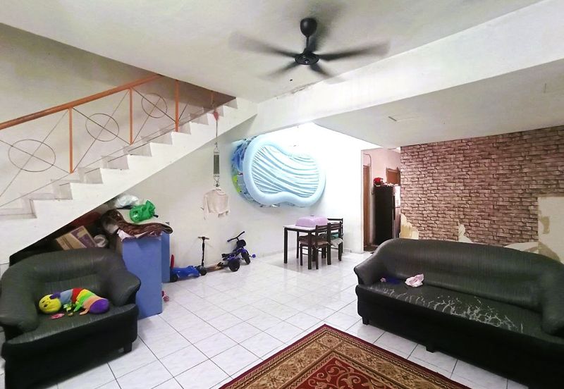 (RENOVATED) Intermediate 2 Storey Taman Kota Masai, Pasir Gudang