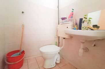 (RENOVATED) Intermediate 2 Storey Taman Kota Masai, Pasir Gudang