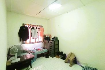 (RENOVATED) Intermediate 2 Storey Taman Kota Masai, Pasir Gudang