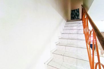 (RENOVATED) Intermediate 2 Storey Taman Kota Masai, Pasir Gudang