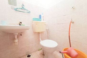 (RENOVATED) Intermediate 2 Storey Taman Kota Masai, Pasir Gudang