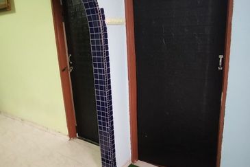 (LOWCOST) Flat Taman Sri Manja, Petaling Jaya Selangor