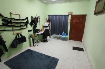 (LOWCOST) Flat Taman Sri Manja, Petaling Jaya Selangor