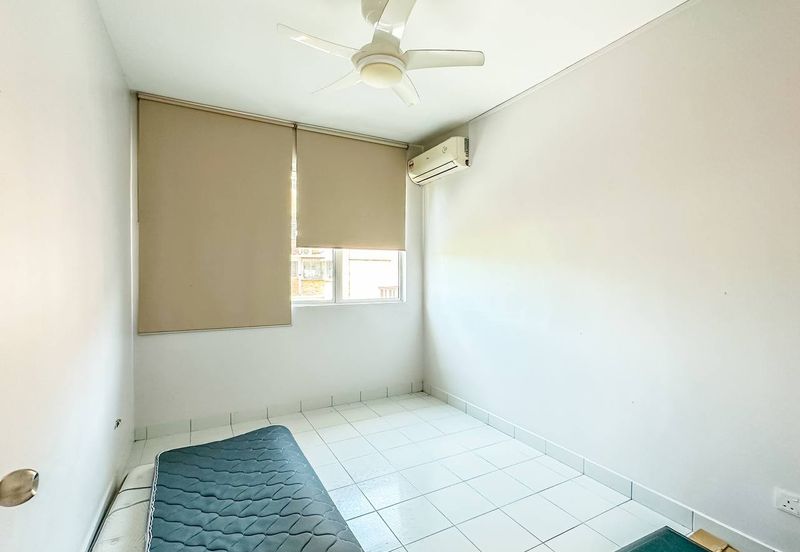 (GATED GUARDED) Villa Court Apartment, Goodview Heights, Sungai Long Kajang